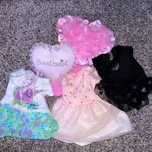 American Girl doll clothes!! +2heart pillows